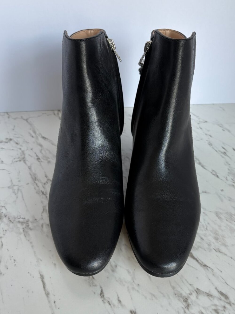 COACH Black Leather Chain Ankle Boots Block Heel Side Zip Women's 6.5